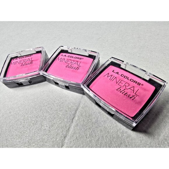 L.A. Colors Tickled Pink Blush CMB873 3-Pack • Silky Buildable Cheek Color - Picture 4 of 6